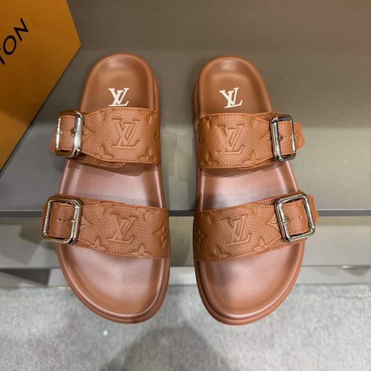 Picture of Louis Vuitton Slippers _SKULVsz38-45mnq0209696